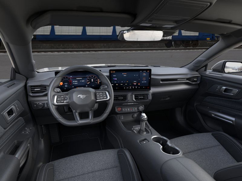 2025 Ford Mustang EcoBoost photo 7