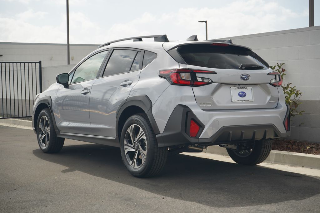 2025 Subaru Crosstrek Premium photo 3