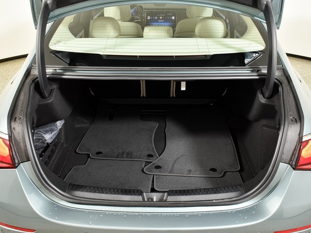 2026 Mercedes Benz E 350 4MATIC Sedan photo 35