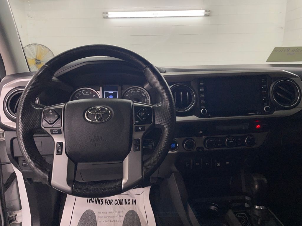 2023 Toyota Tacoma SR5 photo 9