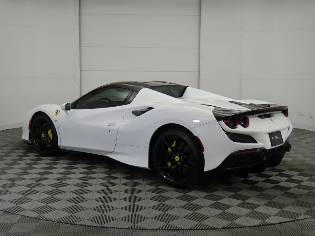 2022 Ferrari F8 Spider Base photo 7