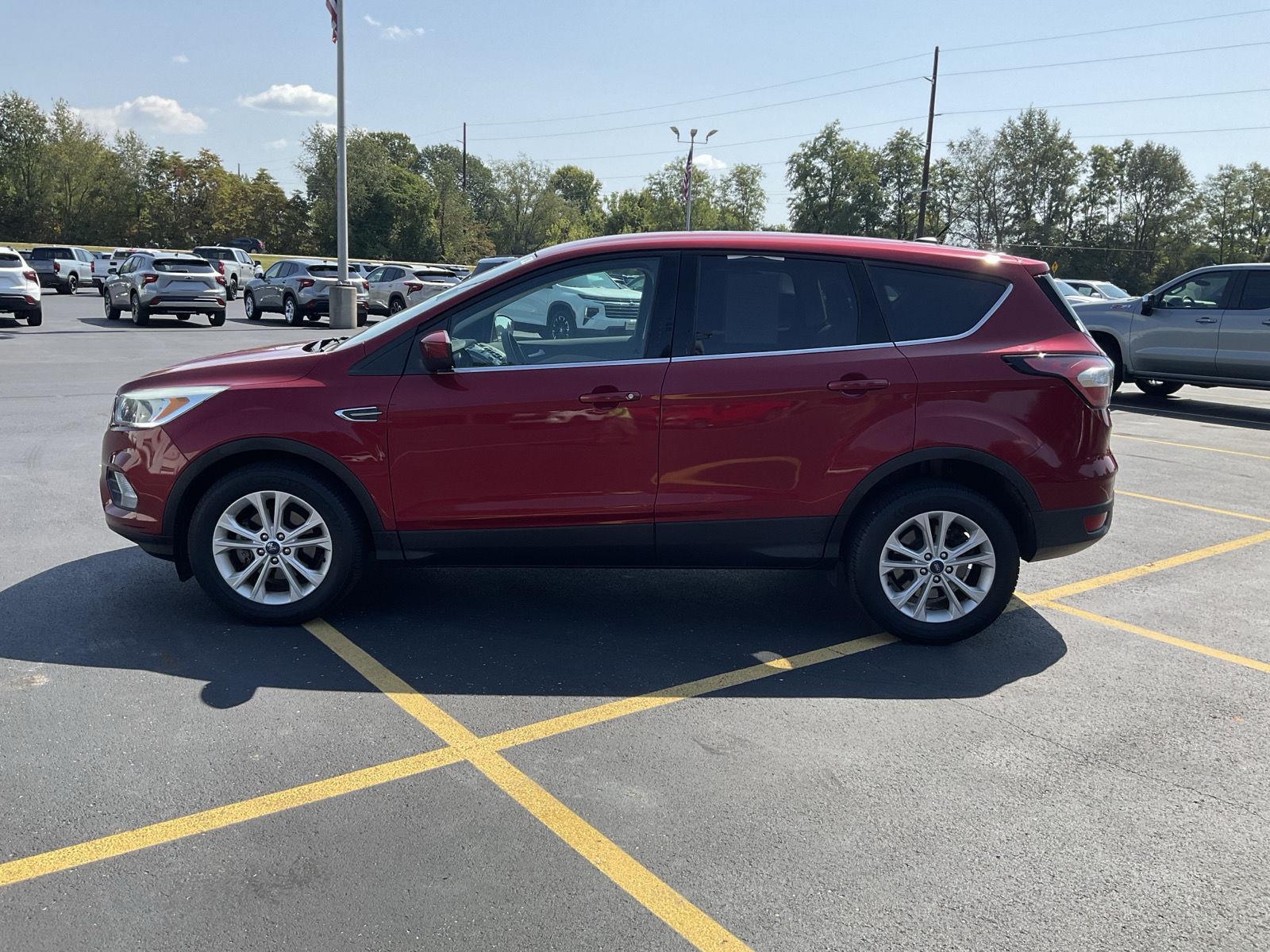 2017 Ford Escape SE photo 4