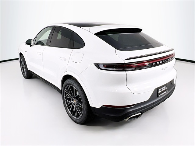 2025 Porsche Cayenne E-Hybrid Coupe photo 3
