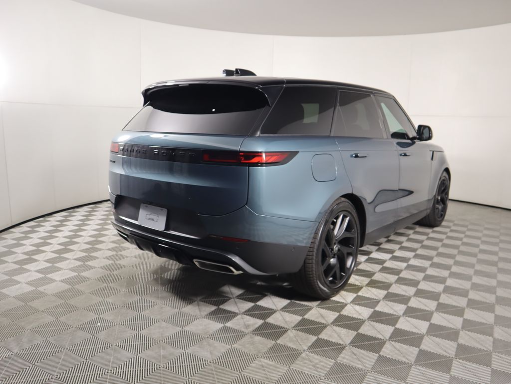 2025 Land Rover Range Rover Sport SE photo 5