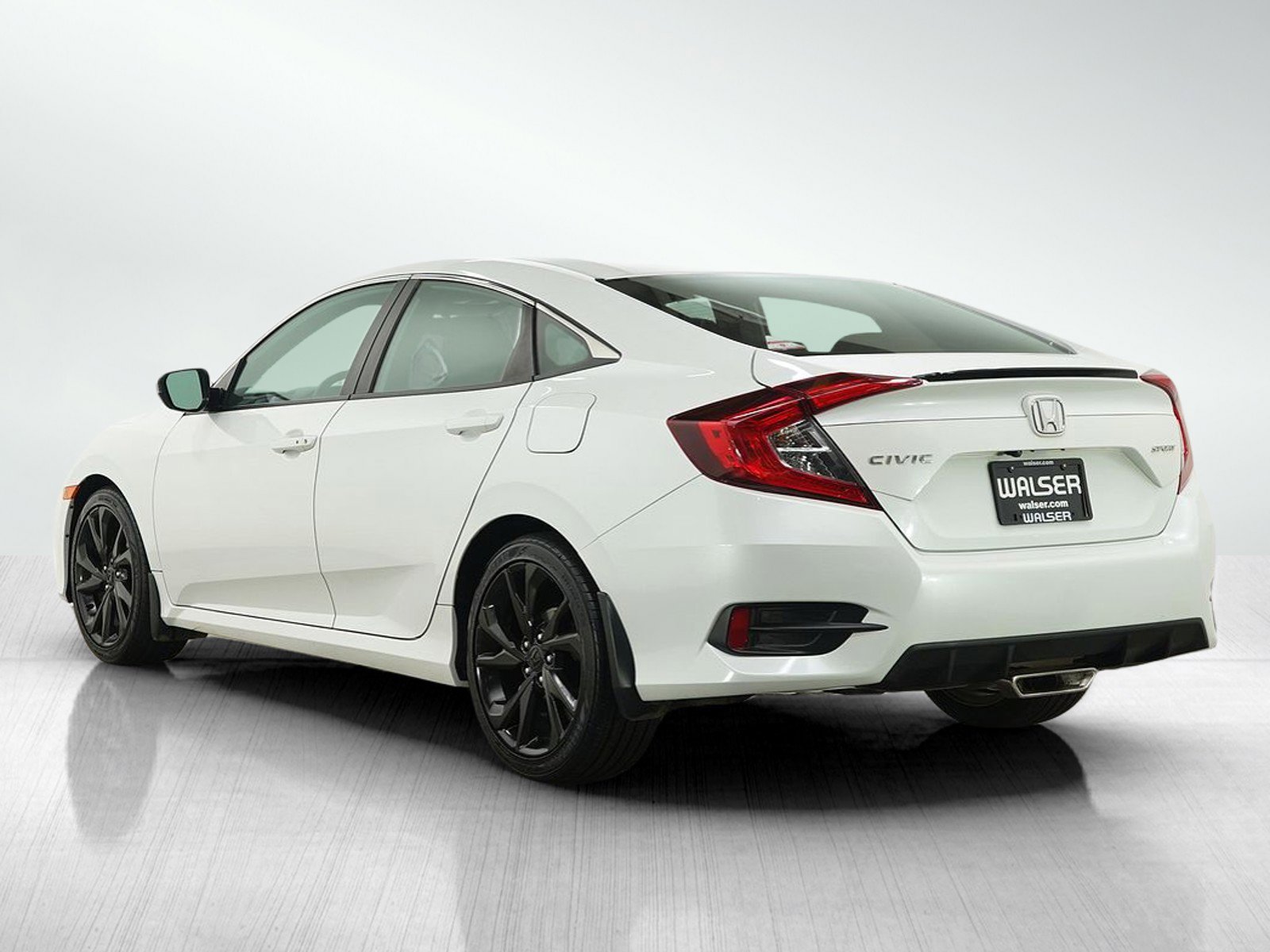 2019 Honda Civic Sport photo 2