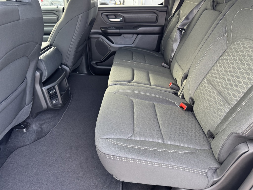 2025 Ram 1500 Tradesman photo 10