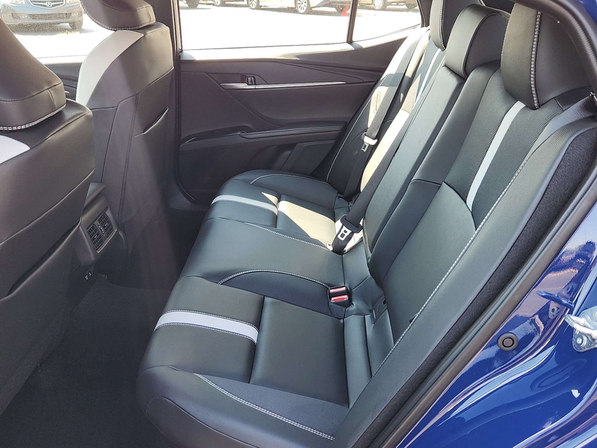 2025 Toyota Camry SE photo 24