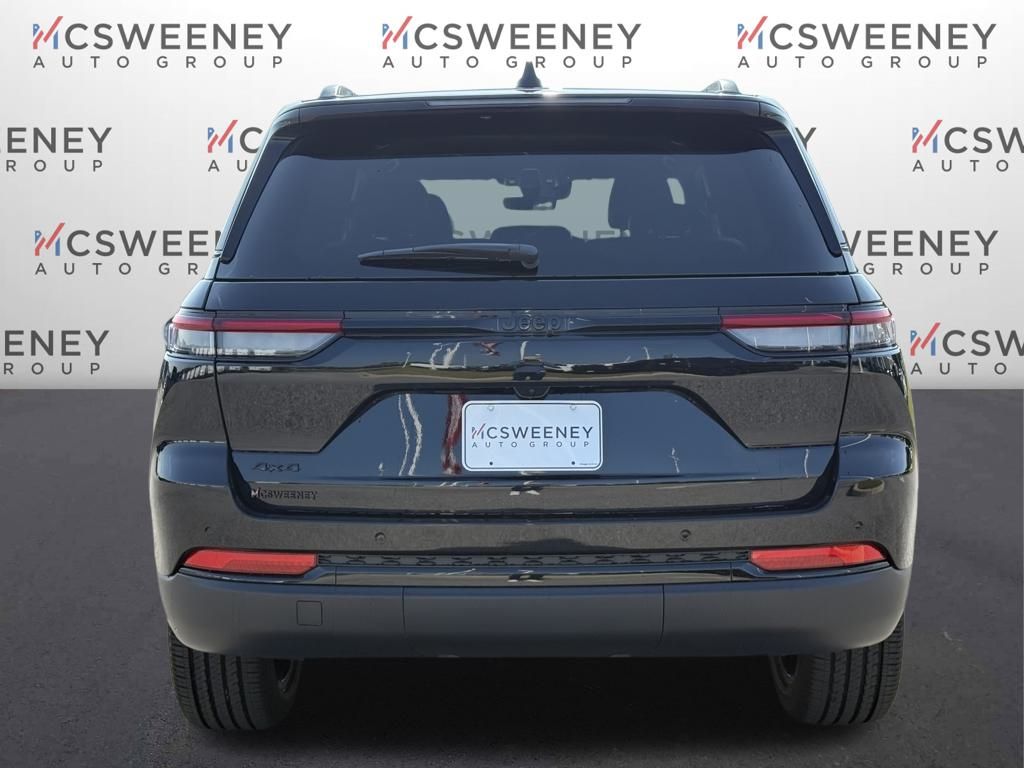 2025 Jeep Grand Cherokee Altitude X photo 4