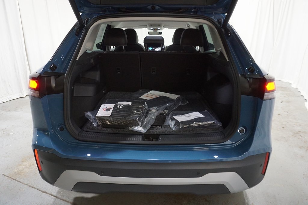 2025 Volkswagen Tiguan SE photo 22