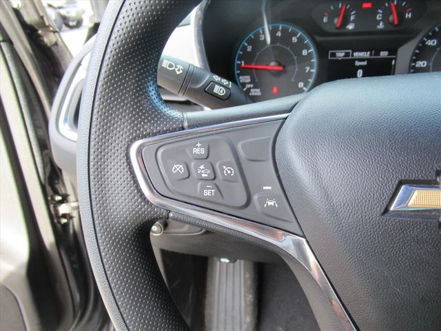 2020 Chevrolet Equinox LS photo 16