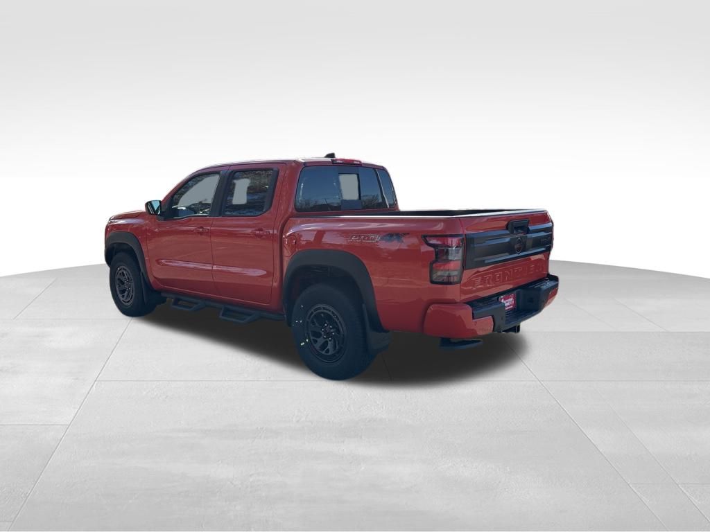 2026 Nissan Frontier Crew Cab PRO-4X photo 2