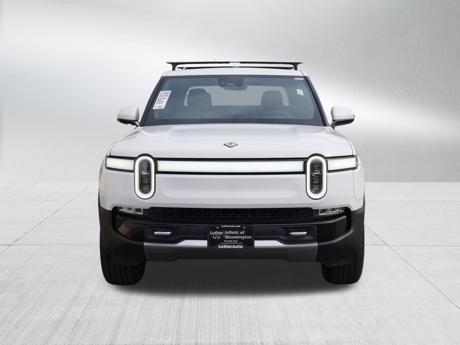 Used 2022 Rivian R1T Adventure with VIN 7FCTGAAA6NN016116 for sale in Bloomington, MN