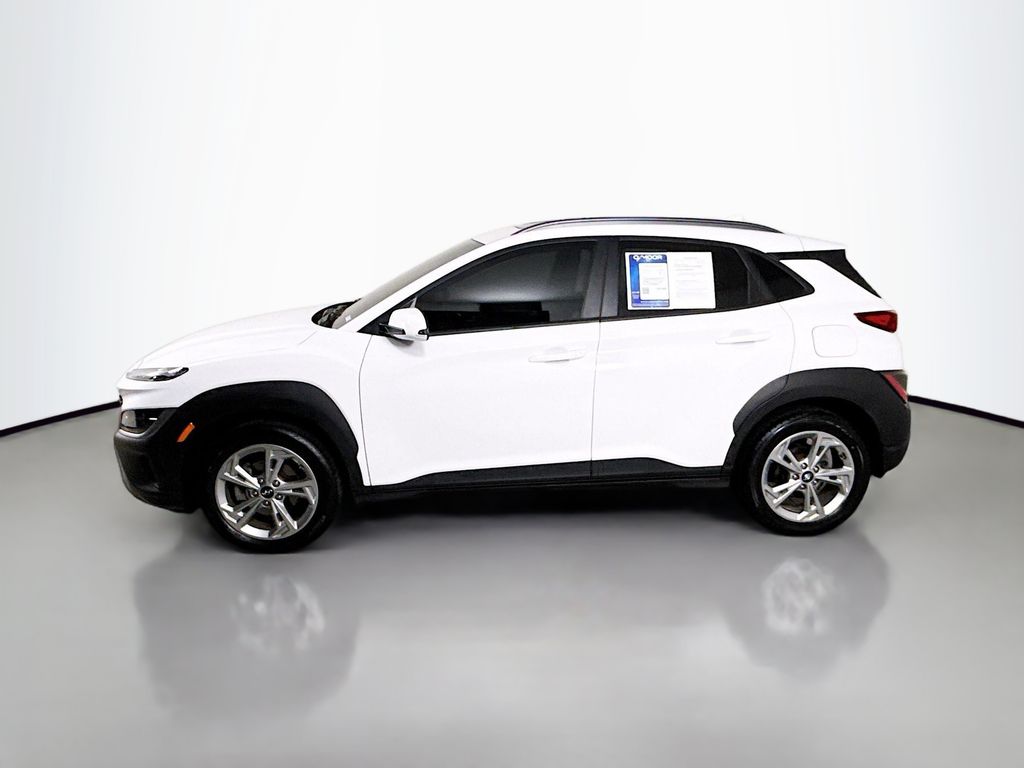 2023 Hyundai Kona SEL photo 8