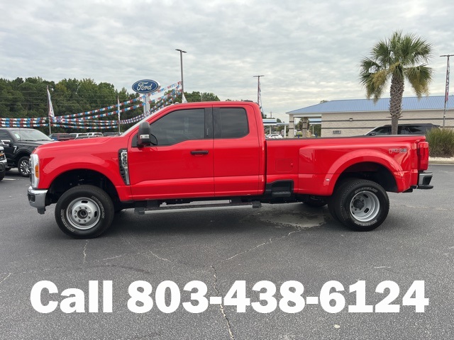 2023 Ford F-350 XLT photo 35
