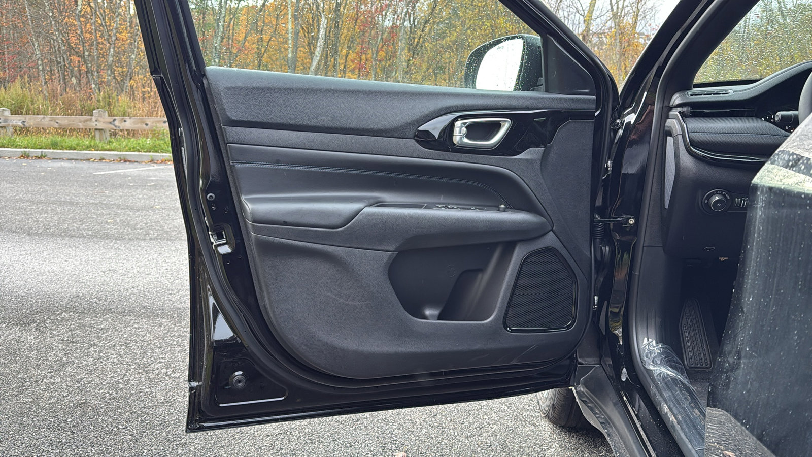 2026 Jeep Compass Limited Altitude photo 2