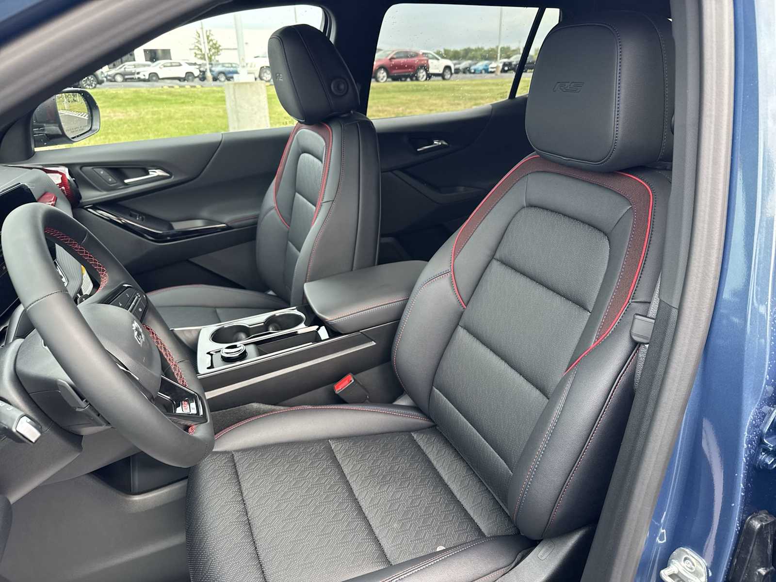 2026 Chevrolet Equinox RS photo 8