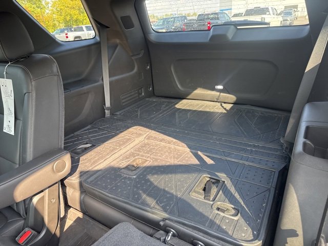 2023 Chevrolet Traverse Leather photo 5