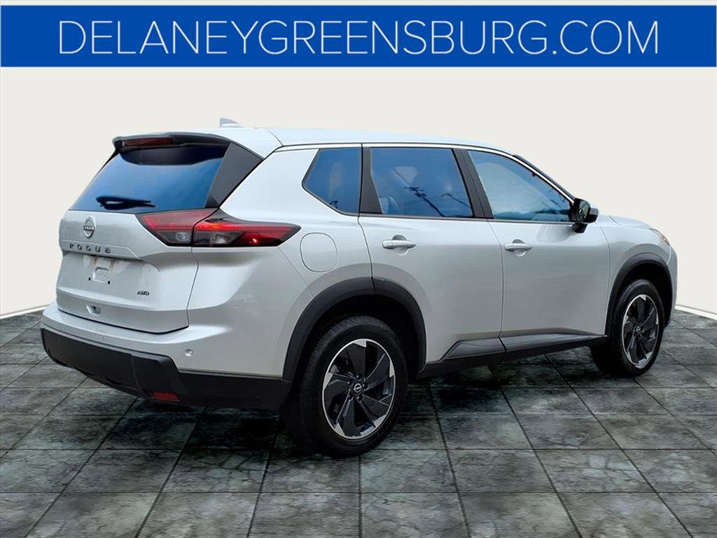 2025 Nissan Rogue SV photo 3