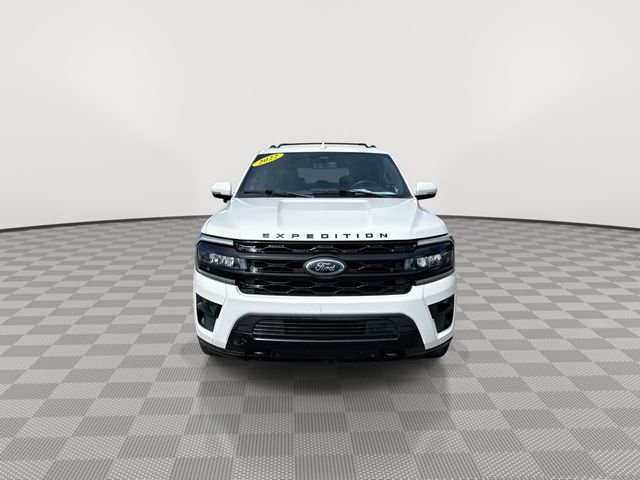 2022 Ford Expedition MAX Limited photo 3