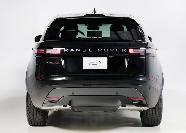 2026 Land Rover Range Rover Velar SE photo 6