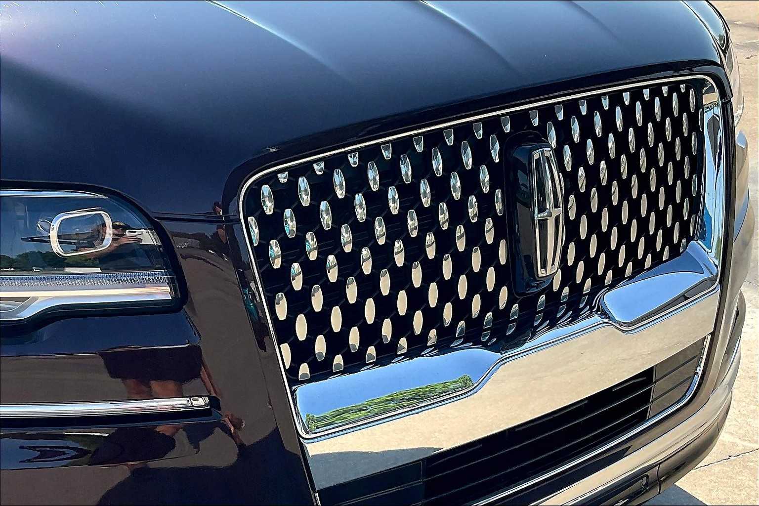 2024 Lincoln Navigator Black Label photo 27