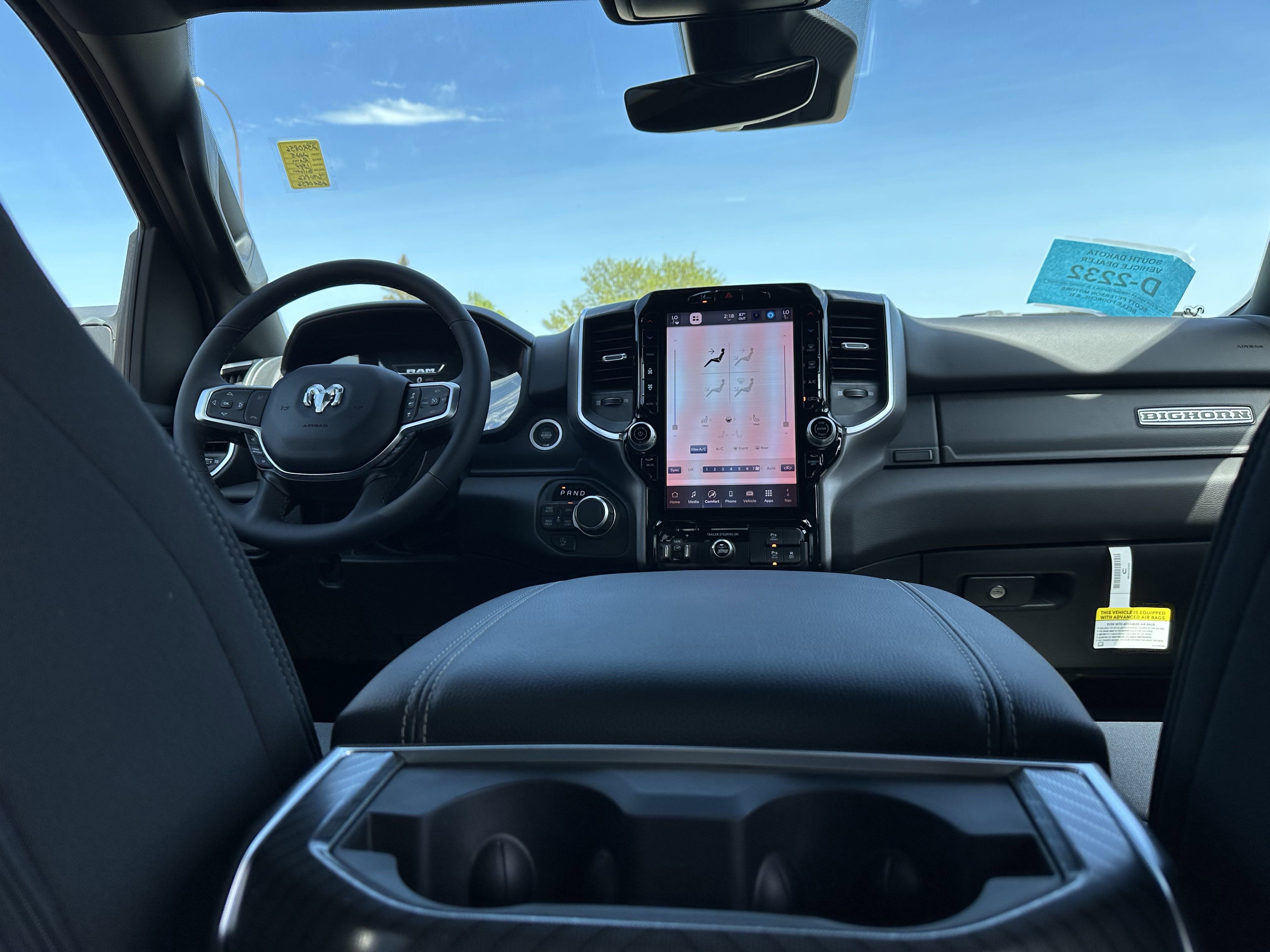 2025 Ram 1500 Big Horn photo 3