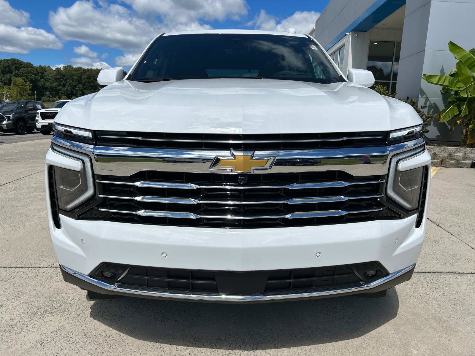 2025 Chevrolet Tahoe LT photo 9