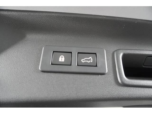 2025 Subaru Forester Touring photo 23