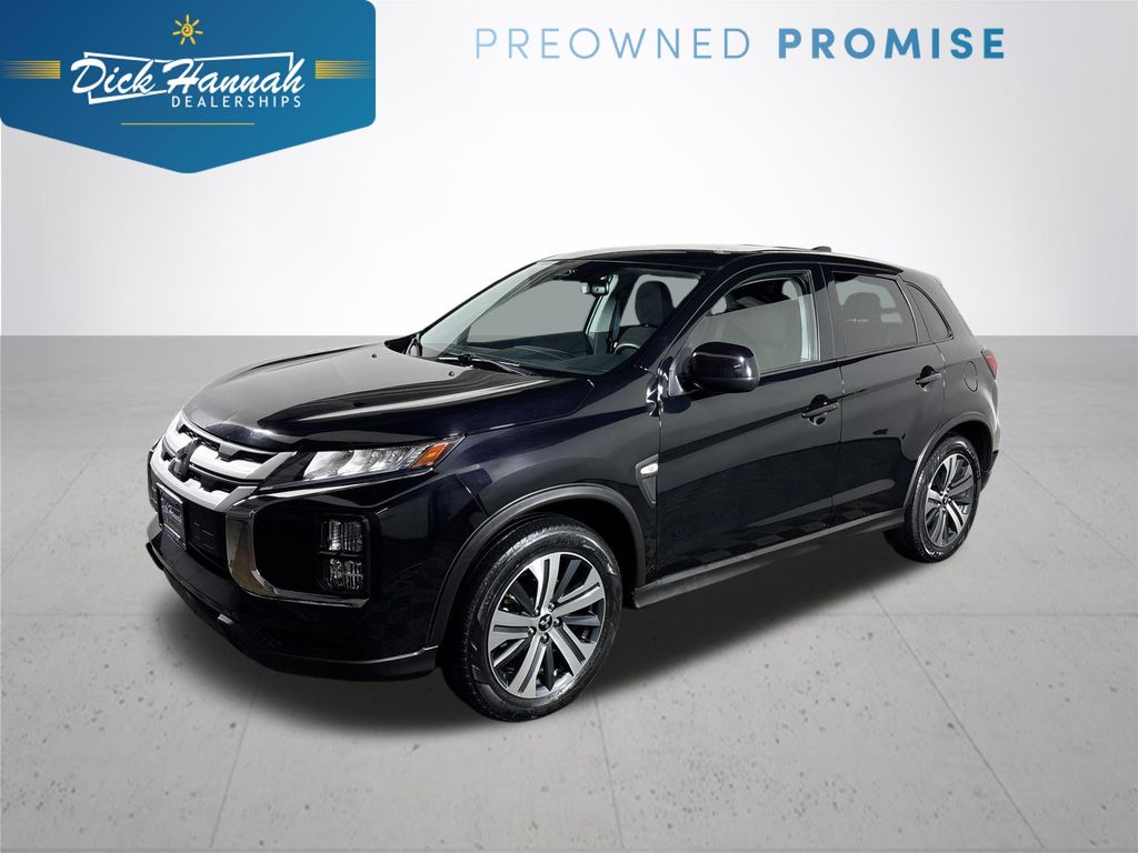 2024 Mitsubishi Outlander Sport ES's photo