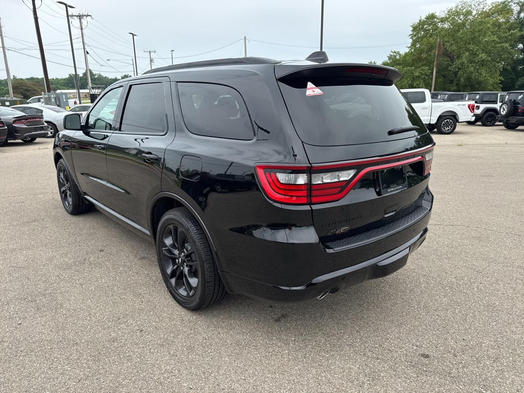 2025 Dodge Durango R/T Plus photo 4