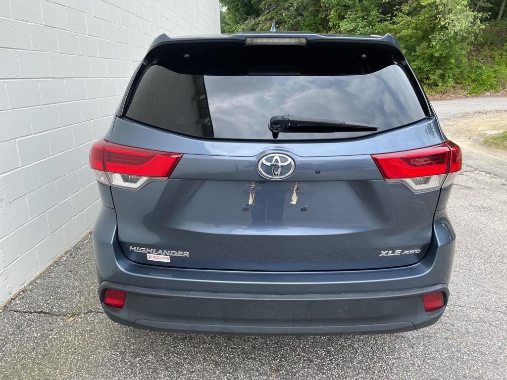 2018 Toyota Highlander XLE photo 3