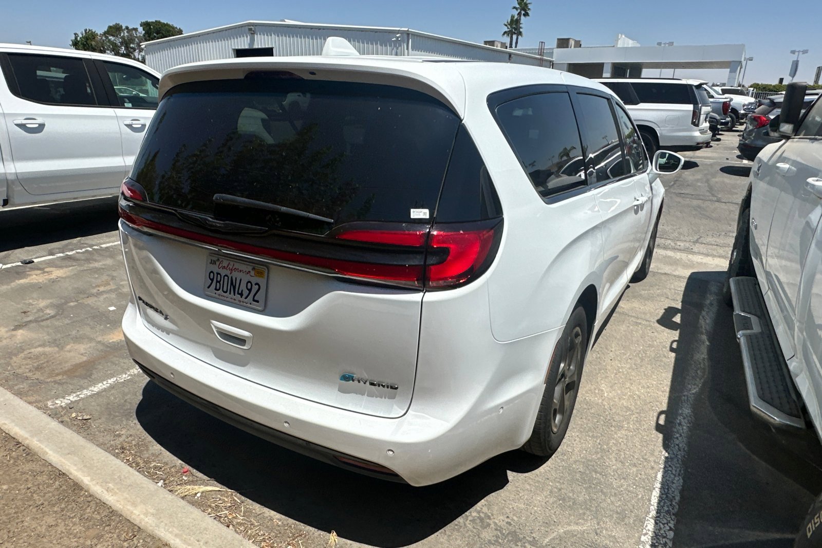 2022 Chrysler Pacifica Hybrid Limited photo 4