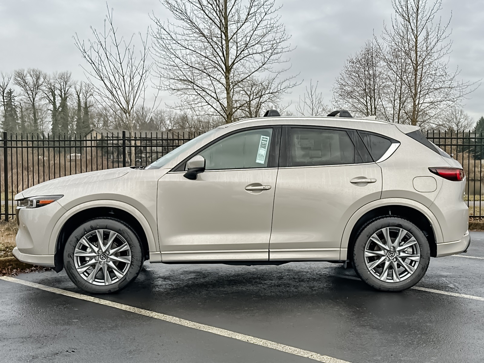 2025 Mazda CX-5 2.5 Premium Plus photo 3