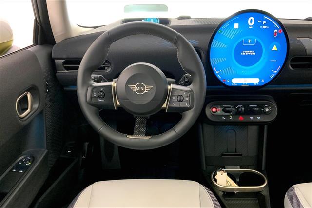 2025 Mini Cooper S Hardtop 2 Door photo 4