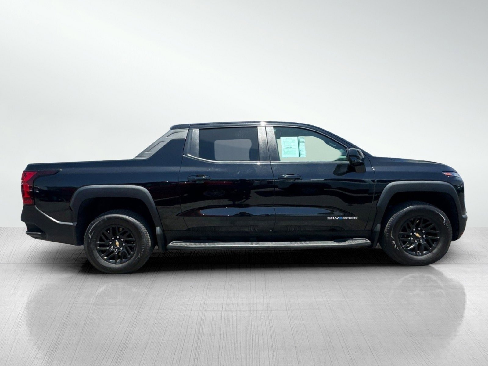 2024 Chevrolet Silverado EV Work Truck photo 3