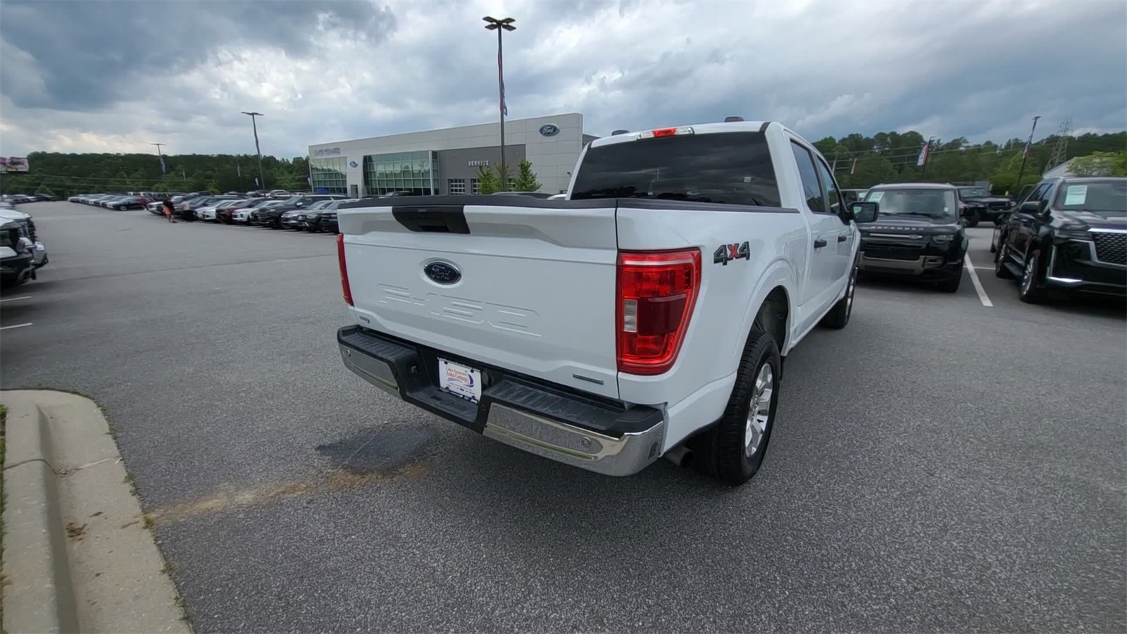 2023 Ford F-150 XLT photo 4