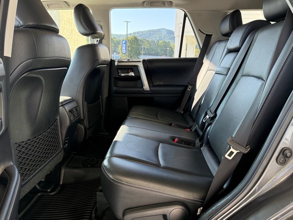 2018 Toyota 4Runner Limited photo 11