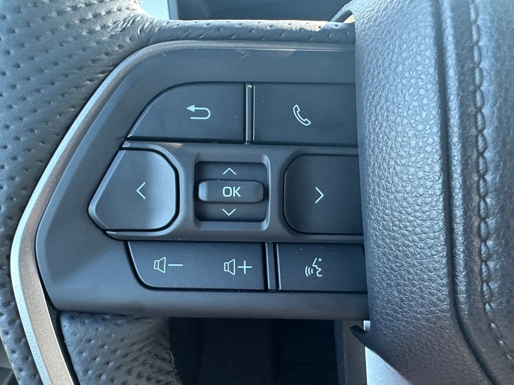 2026 Toyota Tundra Limited CrewMax photo 18