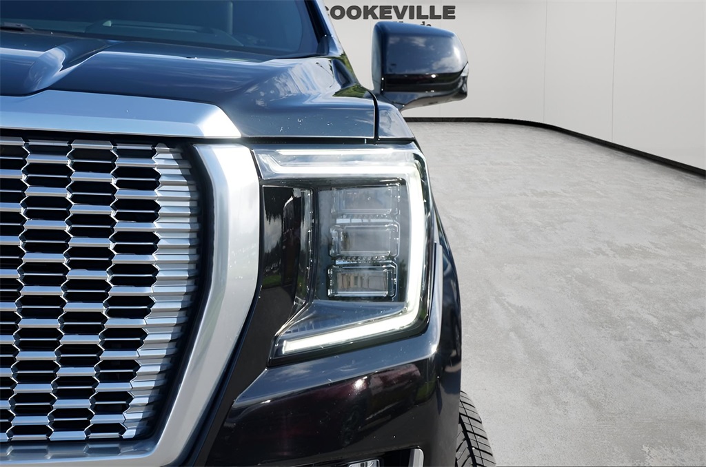 2021 Gmc Yukon XL Denali photo 3