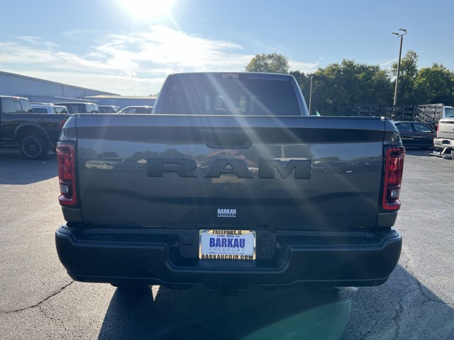 2025 Ram 2500 Tradesman photo 4