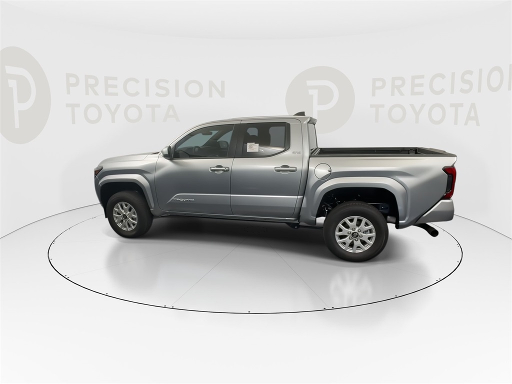 2025 Toyota Tacoma SR5 4x4 Double Cab photo 13