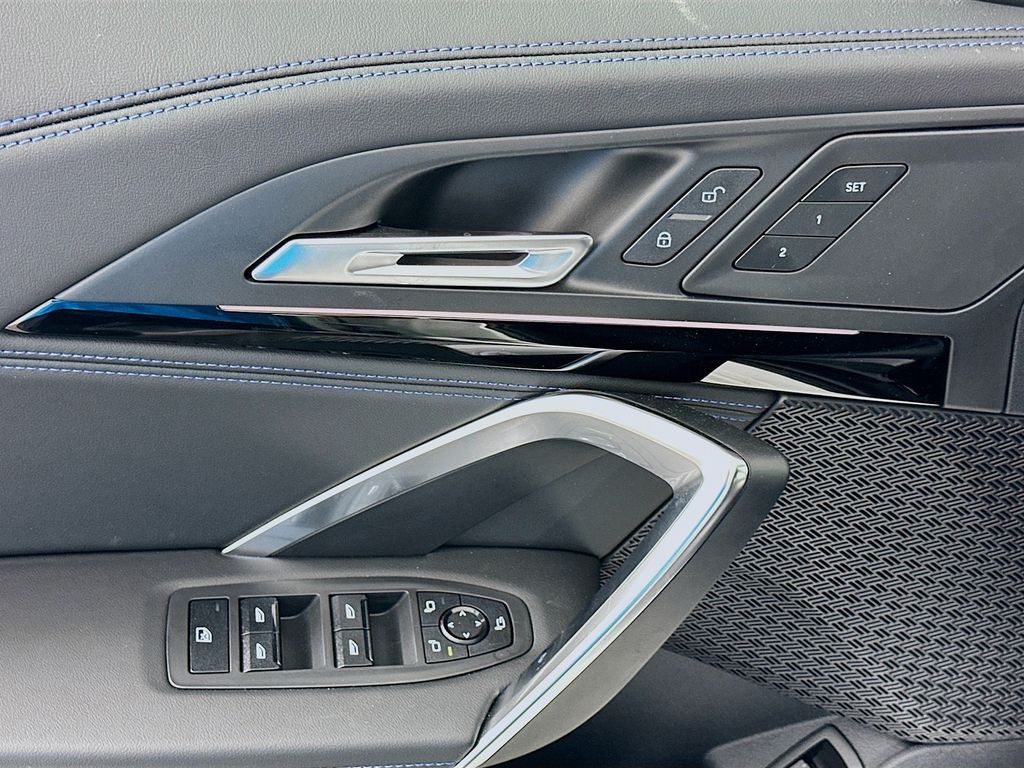 2024 Bmw X1 XDrive28i photo 18