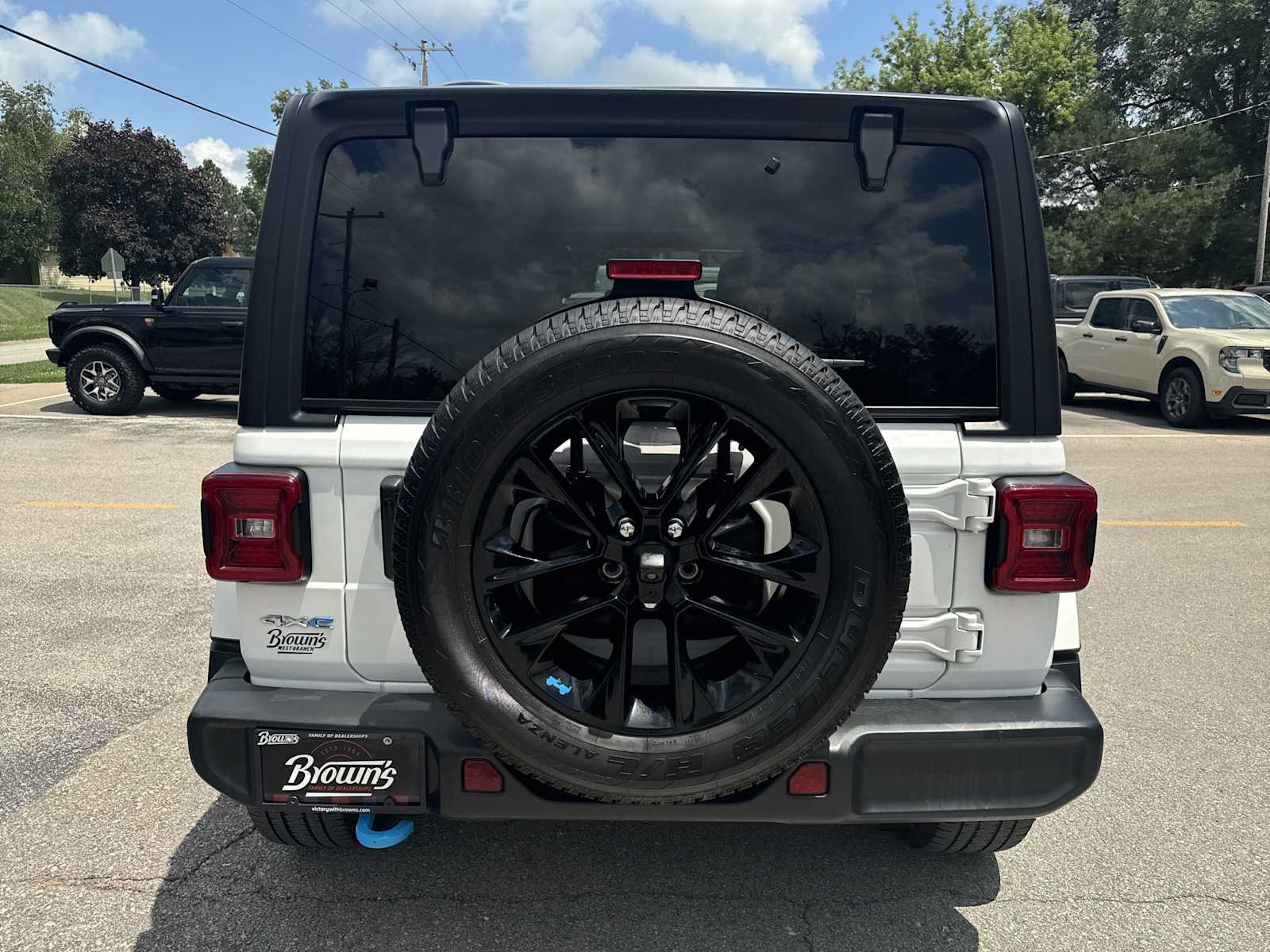 2022 Jeep Wrangler 4xe Unlimited Sahara photo 6