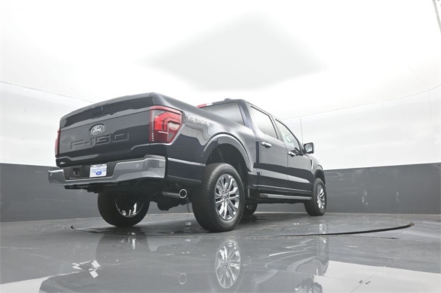 2025 Ford F-150 Lariat photo 38