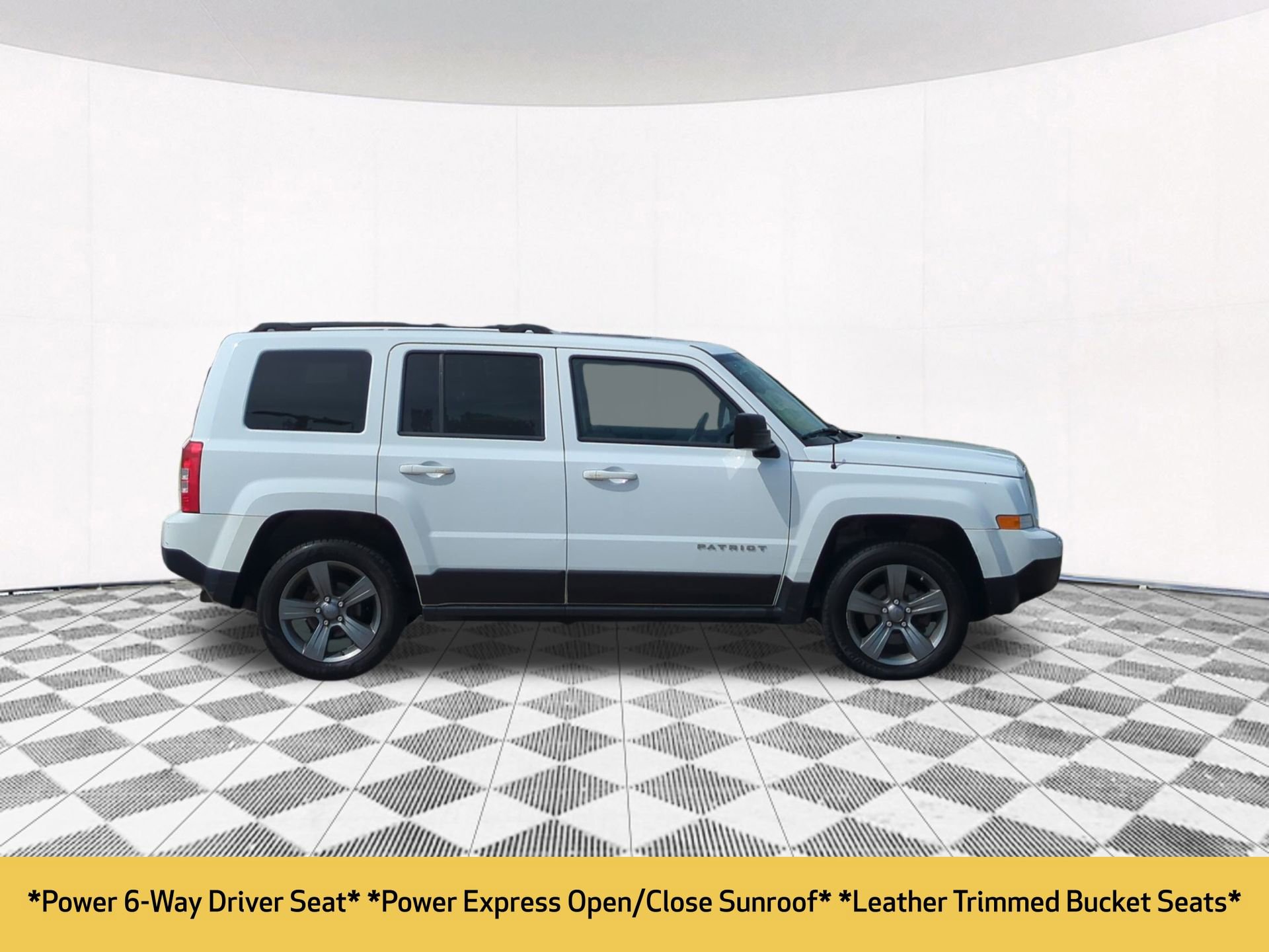 2015 Jeep Patriot High Altitude Altitude Edition photo 3