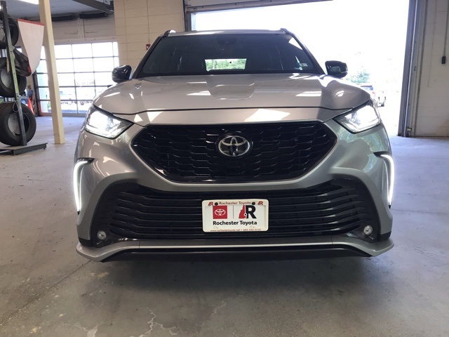 2021 Toyota Highlander XSE photo 9