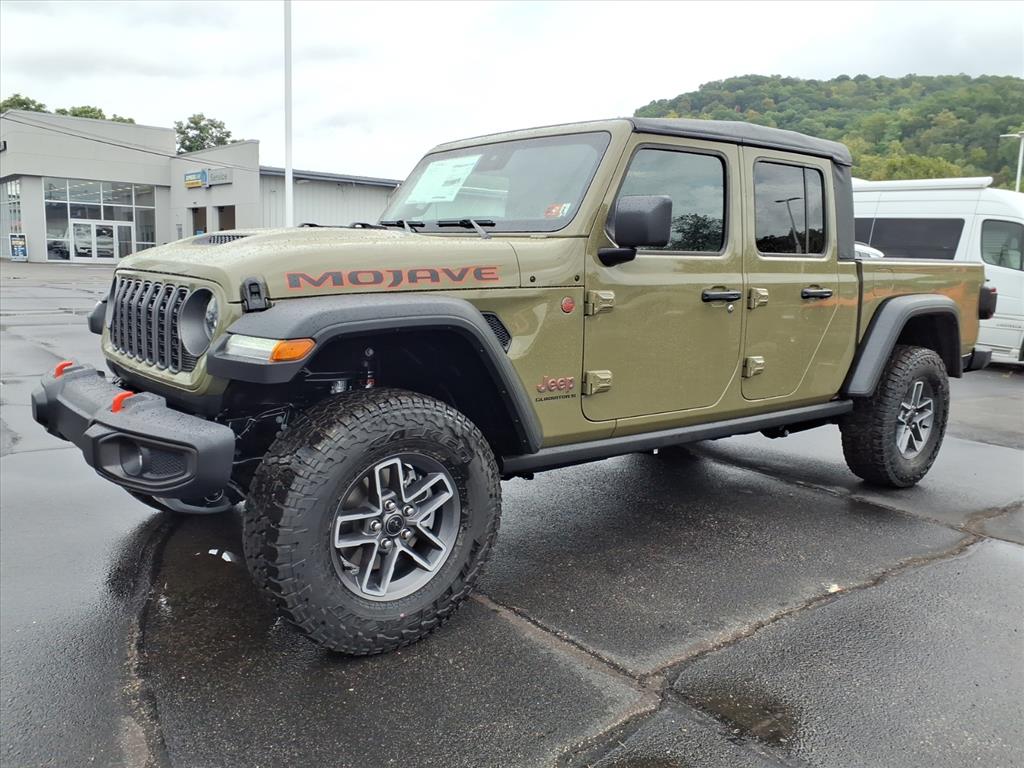 2025 Jeep Gladiator Mojave photo 2