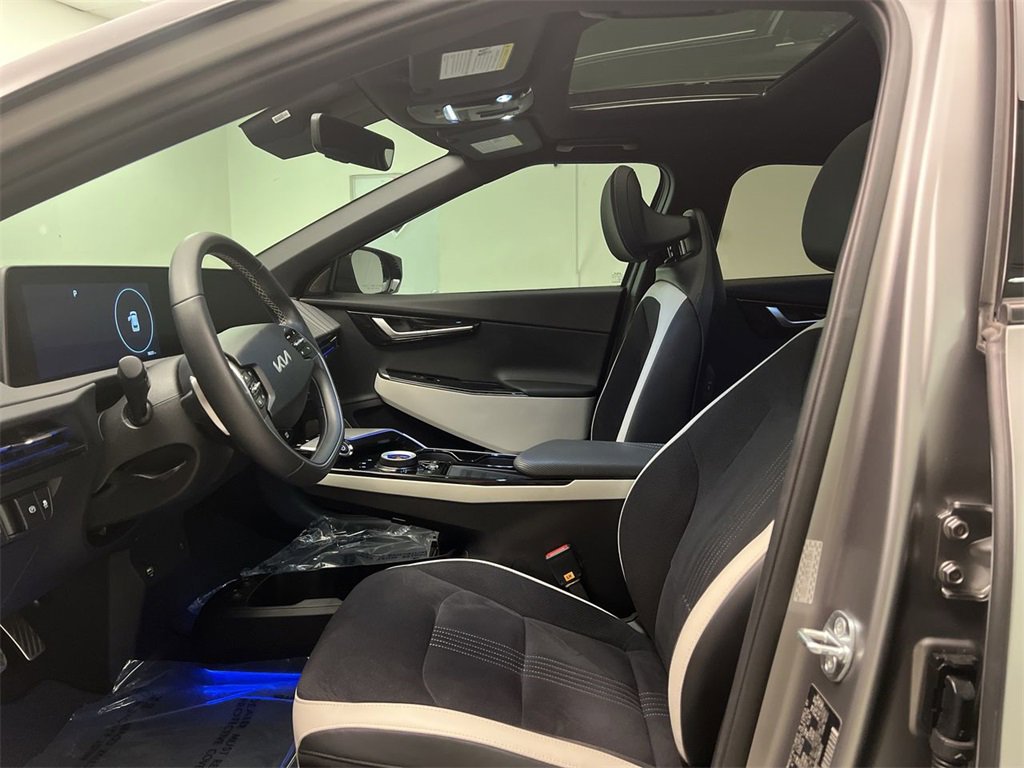 2023 Kia EV6 GT-Line photo 10