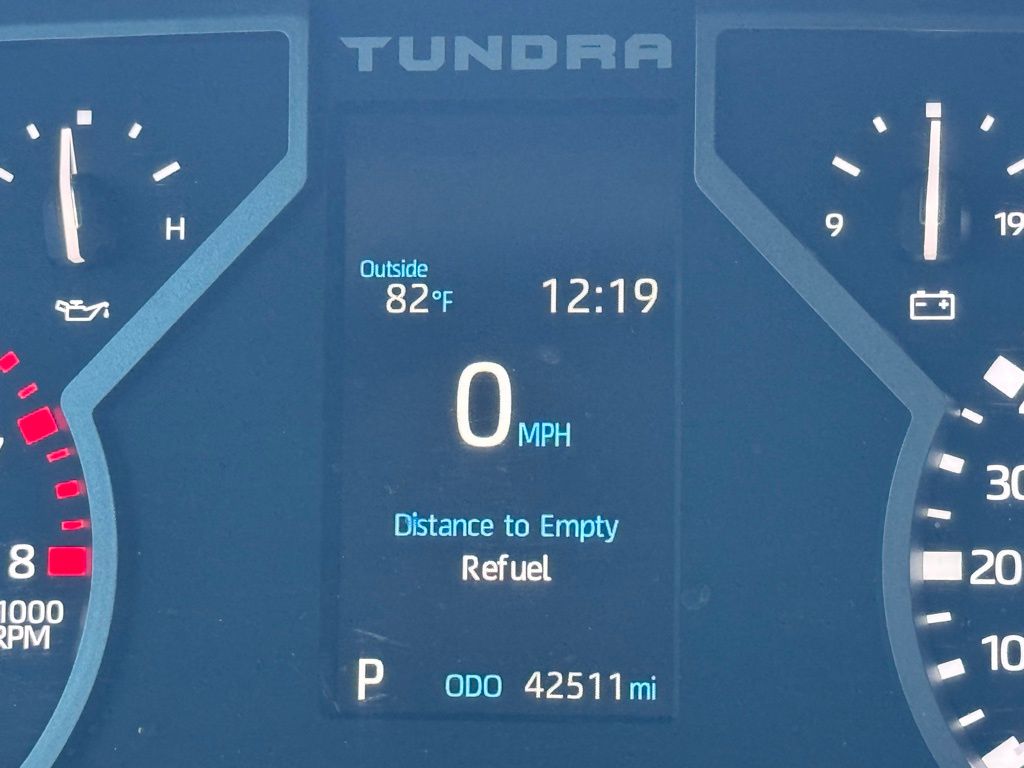 2023 Toyota Tundra SR5 photo 2