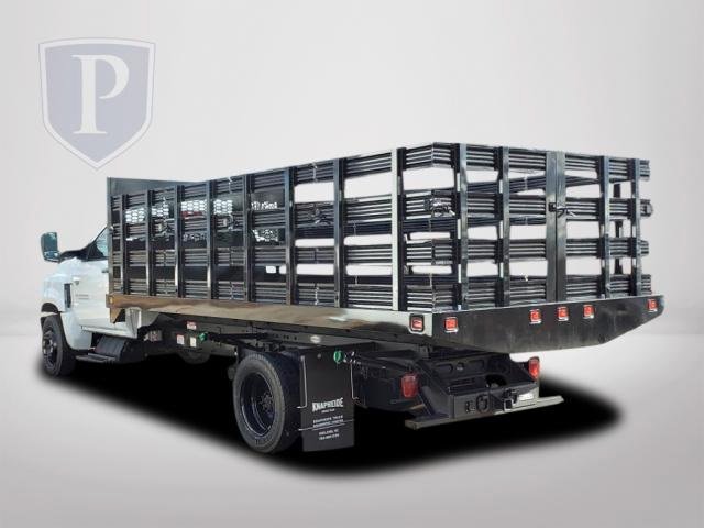 2023 Chevrolet Silverado 6500HD Work Truck photo 4